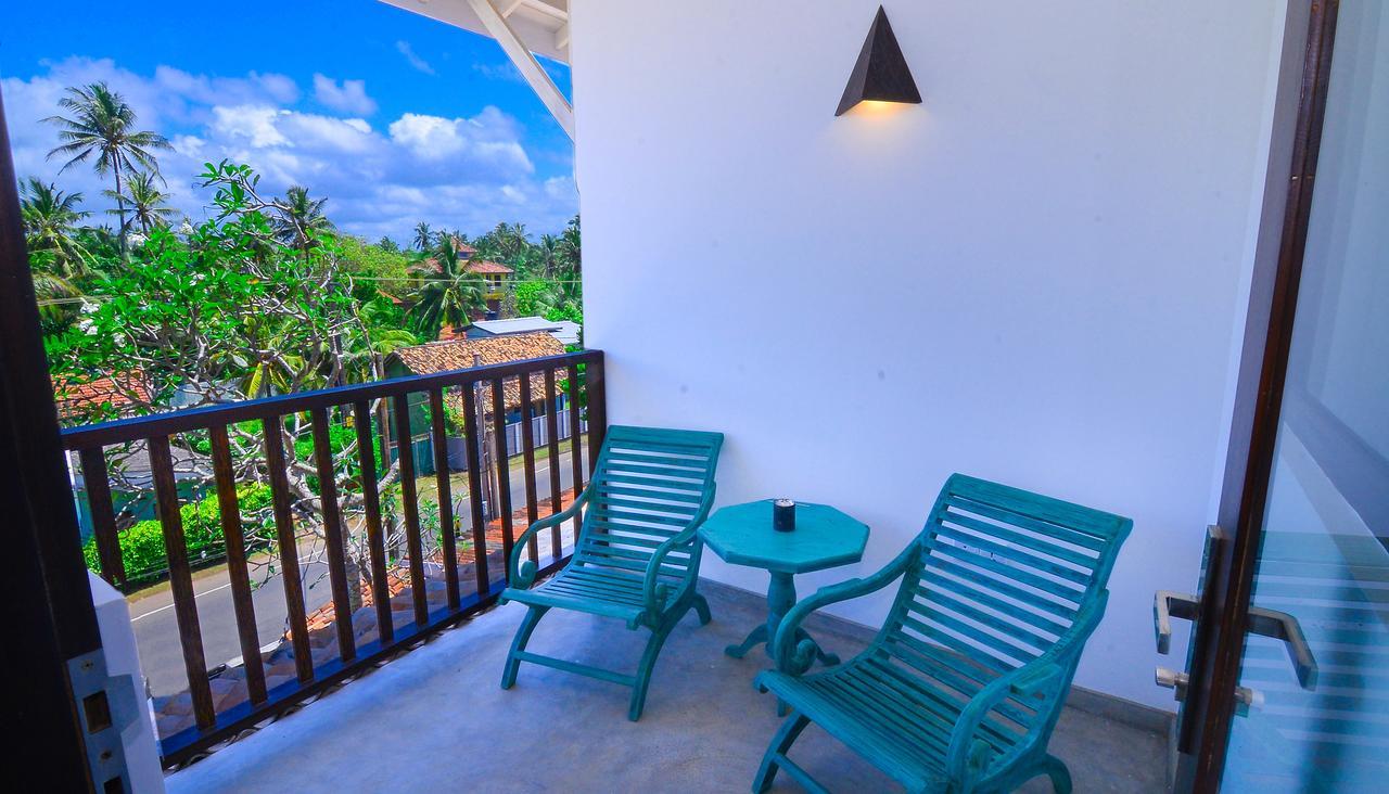 At Ease Beach Hotel Hikkaduwa Luaran gambar